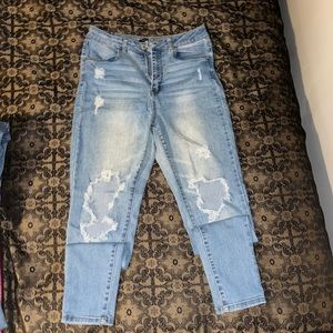 High rise ripped jeans